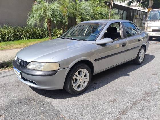 CHEVROLET VECTRA 2.0 MPFI GLS 8V GASOLINA 4P MANUAL